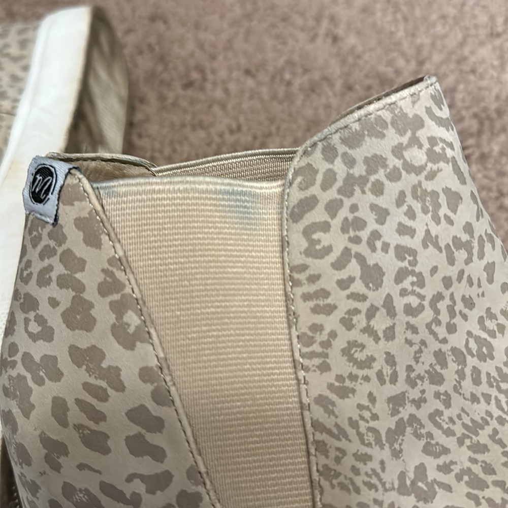 Coconuts by Matisse Lure Leopard Wedge Sneaker. Great Condition! ⭐️ - Picture 8 of 9
